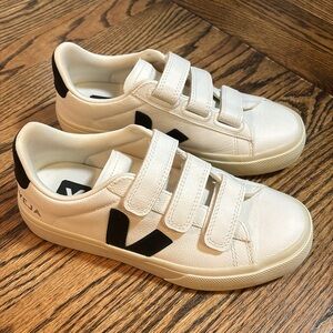 Vejas worn a handful of times